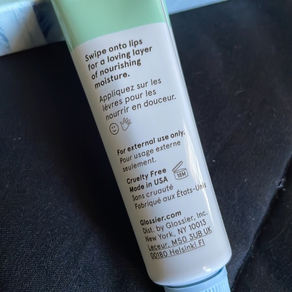 Glossier Mint balm dotcom universal skin salve - Picture 3 of 3